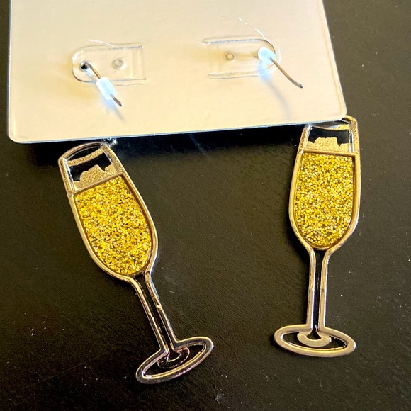 Champagne earrings - Picture 3 of 3
